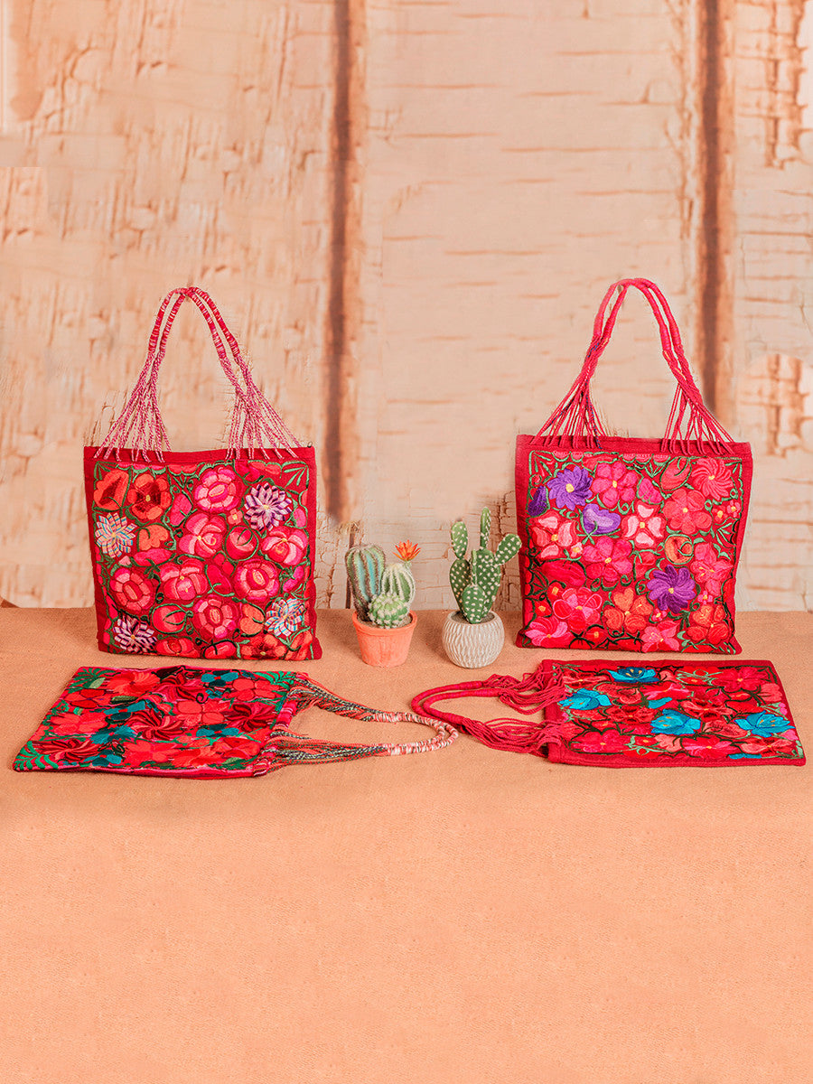 Bolsa Bordada de Mano - Artisanal Embroidered Hand Bag